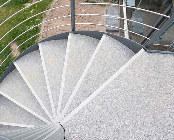 Balkonbelag für Treppen