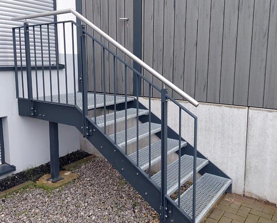 Stahltreppe im Aussenbereich