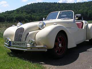 Stoßstange für Oldtimer | ©Schlosserei Schott GmbH