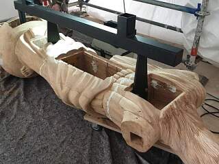 Aufhängung für Jesusfigur | ©Schlosserei Schott GmbH