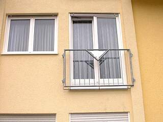 franz. Balkongeländer | &copy;Schlosserei Schott GmbH