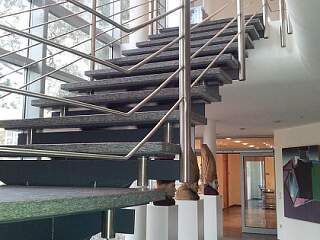 Geländer mit Treppenunterkonstruktion | &copy;Schlosserei Schott GmbH