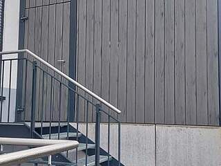 Außentreppe mit Geländer | &copy;Schlosserei Schott GmbH