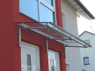 Vordach mit Glas | ©Schlosserei Schott GmbH