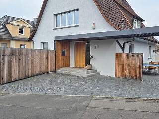 Kastenvordach | &copy;Schlosserei Schott GmbH