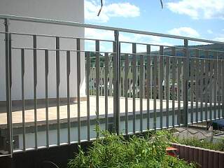 Balkongeländer mit Stabfüllung | &copy;Schlosserei Schott GmbH